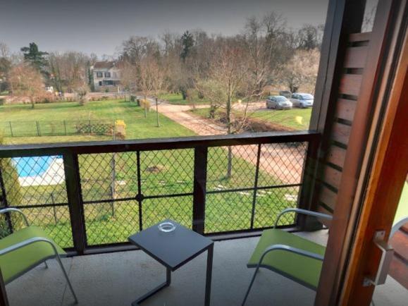 Hotel Du Golf Roanne Exterior foto