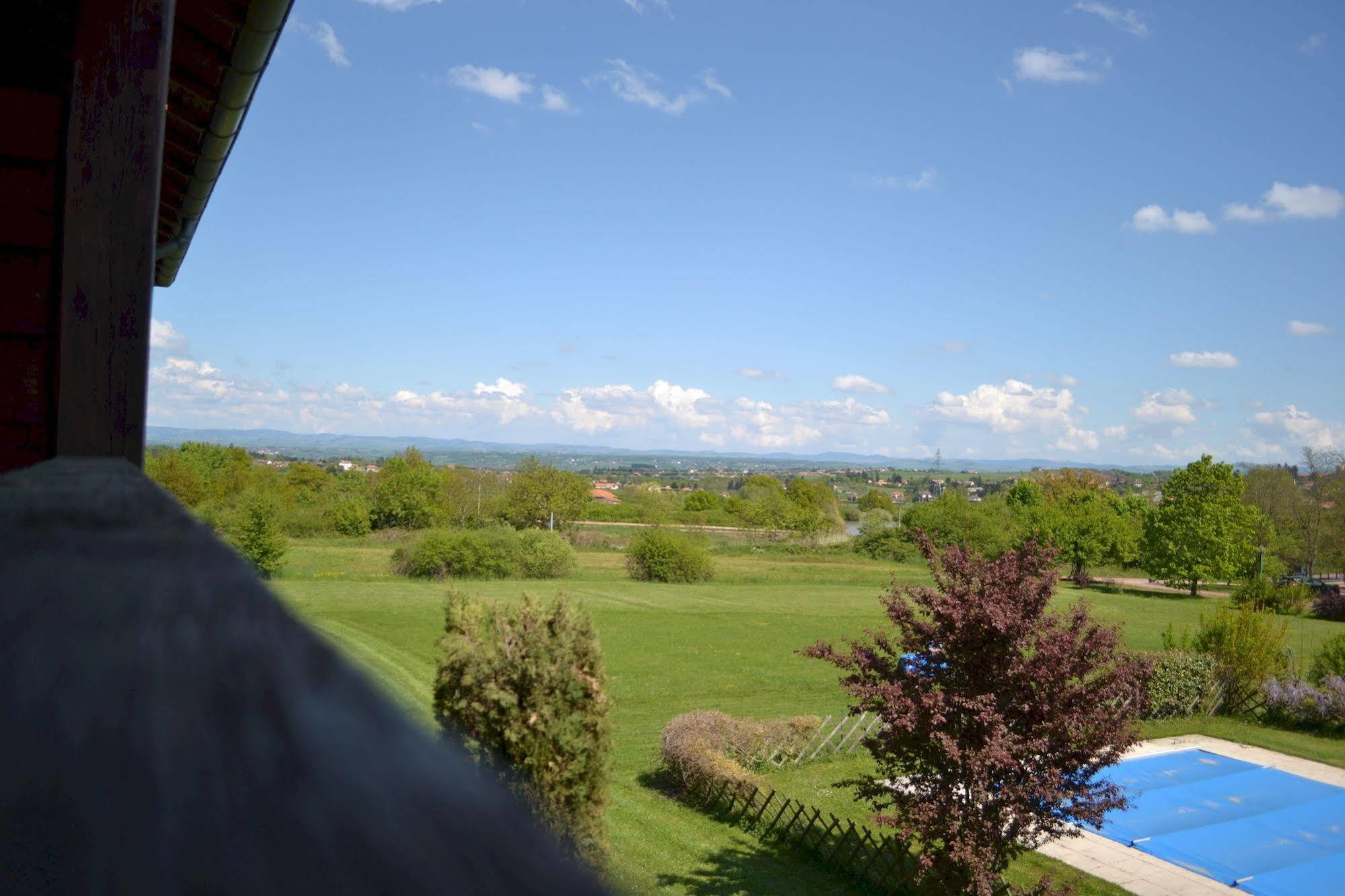 Hotel Du Golf Roanne Exterior foto